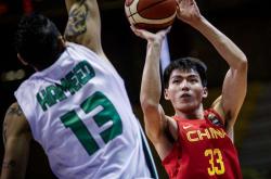 北京一男子闯入足球赛场拥抱梅西事件评论-九游体育网站