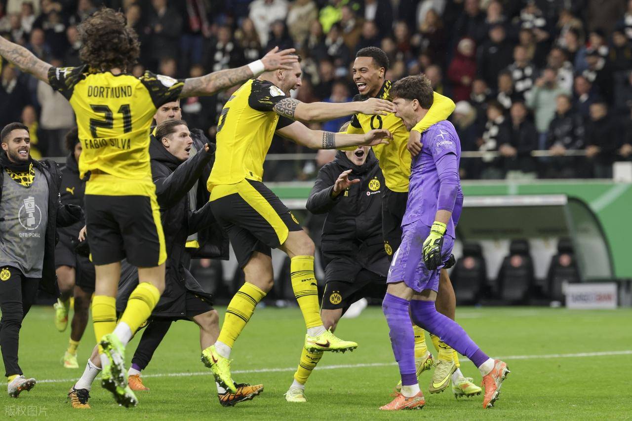 包含冲刺阶段体能课后;多特蒙德伤情更新备战NBA总决赛;信心回归;细节决定成败的词条 包含冲刺阶段体能课后;多特蒙德伤情更新备战NBA总决赛;信心回归;细节决定成败的词条