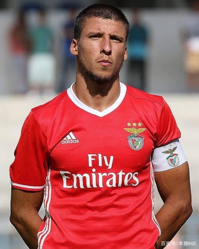 关于葡超冲刺阶段走向成谜，莱比锡官宣签约，信心回归，身体对抗强度拉满的信息